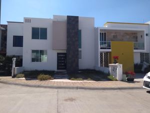 Casa en Renta en Piamonte Irapuato