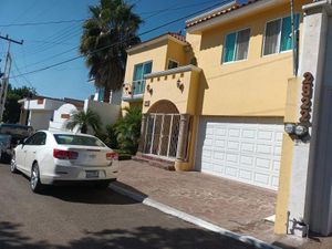 Casa en Renta en Villas de Irapuato Irapuato