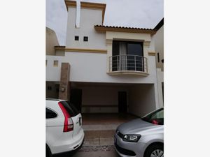 Casa en Renta en Quinta las Villas Irapuato