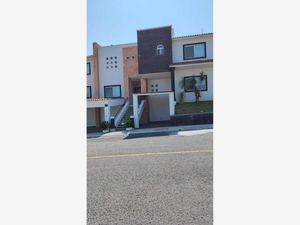 Casa en Venta en El Pedregal de Querétaro Querétaro