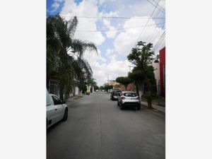 Casa en Renta en Colinas de Santa Julia León