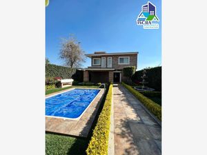 Casa en Venta en Lomas de Cocoyoc Atlatlahucan