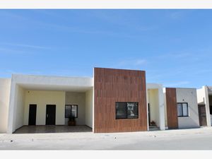 Casas en Lomas Del Valle, Lomas del Valle II, Ramos Arizpe, Coah., México,  25900