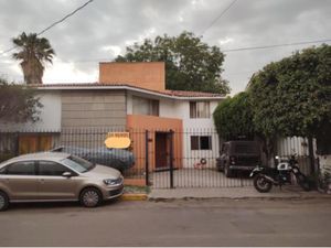 Inmuebles y propiedades en venta con 2 estacionamientos en Irapuato-Guanajuato,  San Jose, Irapuato, Gto., México, 36660