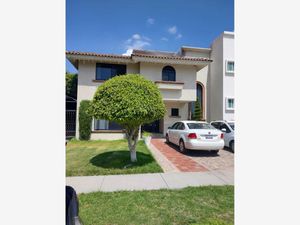 Casa en Venta en San Antonio de Ayala Irapuato