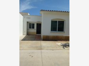 Casa en Venta en La Giralda Residencial Irapuato