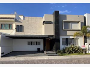 Casa en Venta en Cumbres del Lago Querétaro