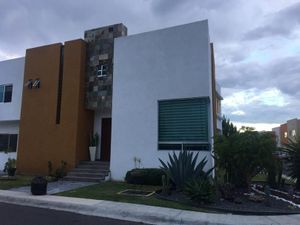 Casa en Venta en Puerta Real Corregidora