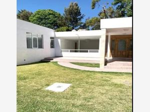 Casa en Venta en Club de Golf las Fuentes Puebla