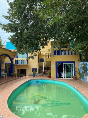 Villa en venta Chicxulub  Puerto con piscina segunda fila
