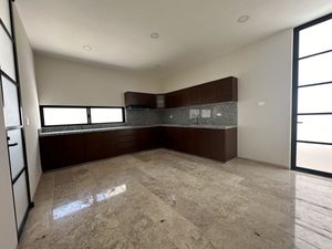 CASA EN VENTA EN PRIVADA  CON 4 RECAMARAS Y 3 BAÑOS