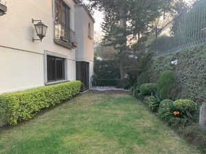 Venta de casa en Lomas de Chapultepec 