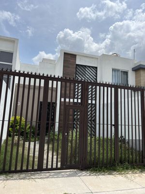 Casa en venta  a 6minutos de ALTARIA dentro de 3er anillo al NORTE