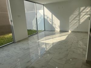 Casa en Venta en Valle Imperial Zapopan