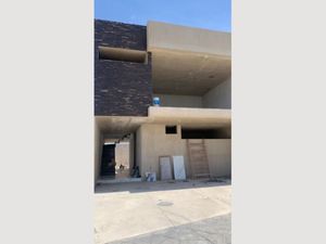 Casa en Venta en Valle Imperial Zapopan