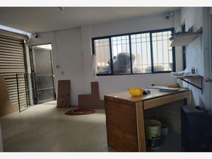 Bodega en Venta en Jardines de Azucenas Querétaro