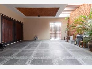 Casa en Venta en Colinas del Parque Querétaro