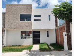 Casa en Venta en Residencial las Trojes Corregidora