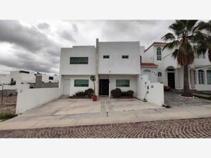 Casa en Venta en Cumbres del Lago Querétaro