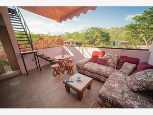 Casa en venta en J, Crucecita, Oax., México, 70988. Crucecita, Hotel CZ,  Hotel Misión Mares Huatulco