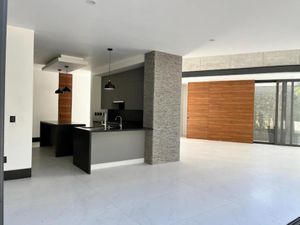 Casa en Venta en Bugambilias Country Zapopan