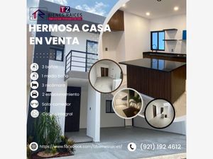 Casa en Venta en Lomas del Sol Alvarado