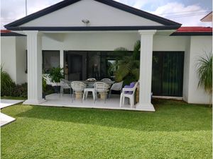 Casa en Venta en Lomas de Cocoyoc Atlatlahucan