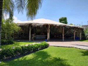 Finca/Rancho en Venta en Martínez Peña (Los Dos Puentes) Cuautla