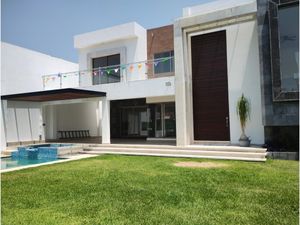 Casa en Venta en Lomas de Cocoyoc Atlatlahucan