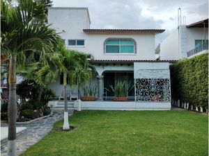 Casa en Venta en Lomas de Cocoyoc Atlatlahucan