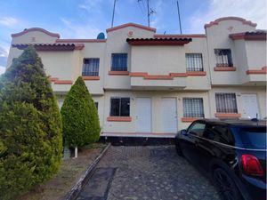 Casa en Venta en Villa del Real Tecámac