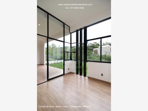 Casa en Venta en Gran Jardin León