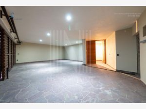 Casa en Venta en Misión La Cañada León