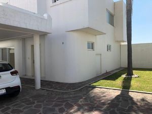 Casa en Venta en Villas de Irapuato Irapuato