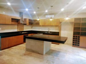 Casa en Venta en Yucatán Country Club Mérida