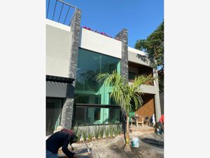 Casa en Venta en Burgos Bugambilias Temixco