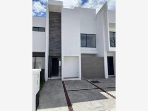 Casa en Venta en Los Lagos San Luis Potosí