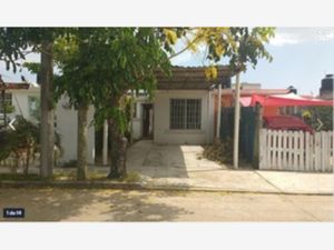 Casa en Venta en Jardines de California Coatzacoalcos