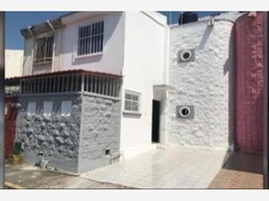 Casa en Venta en GEOVILLAS RINCÓN DE LOS PINOS Veracruz