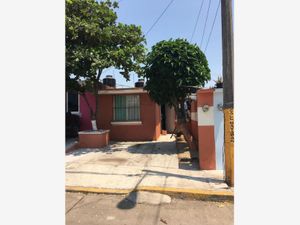 Casa en Venta en Jardines de California Coatzacoalcos