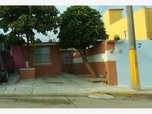 Casa en Venta en Jardines de California Coatzacoalcos