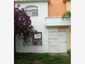 Casa en Venta en El Peten Costa Azul Benito Juárez