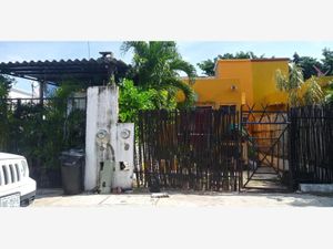 Casa en Venta en Mision del Carmen Solidaridad