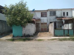 Casa en Venta en GEOVILLAS RINCÓN DE LOS PINOS Veracruz