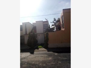 Casa en Venta en Paseos de Chalco Chalco