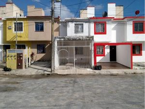 Casa en Venta en El Peten Benito Juárez