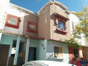 Casa en Venta en La Muralla Nogales