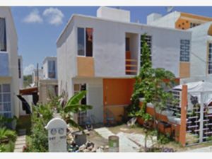 Casa en Venta en La Guadalupana Solidaridad