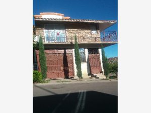Casa en Venta en La Muralla Nogales