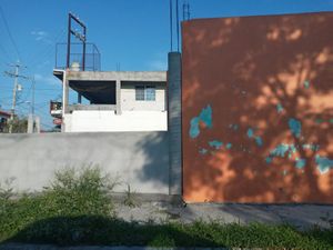 Casa en Venta en JOSE LUIS LOZANO FERNANDEZ Cadereyta Jiménez